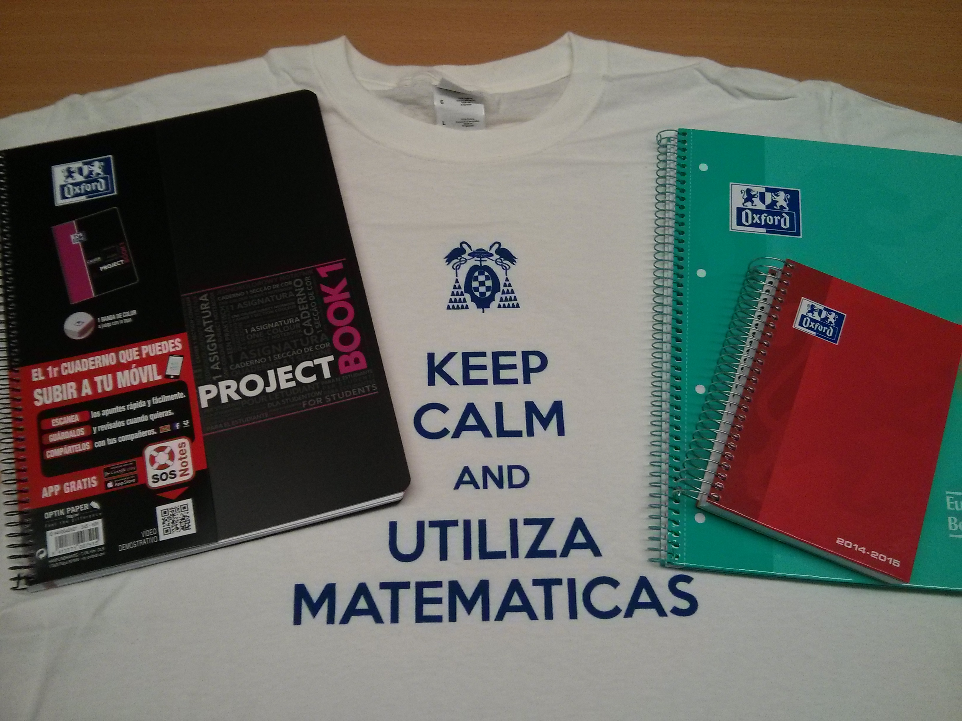Premios #CarnaMat56: Camiseta "Keep calm and Utiliza matemáticas", dos cuadernos y una agenda Oxford.